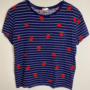 💜F21- Strawberry 🍓 And Navy Adorable Top -Small